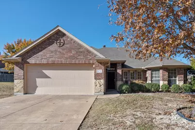 1613 Country Hills Drive, Midlothian, TX 76065 - Photo 1