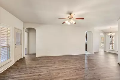 1613 Country Hills Drive, Midlothian, TX 76065 - Photo 11