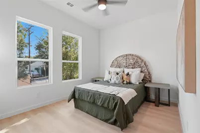 817 Brooks Avenue, Dallas, TX 75208 - Photo 3
