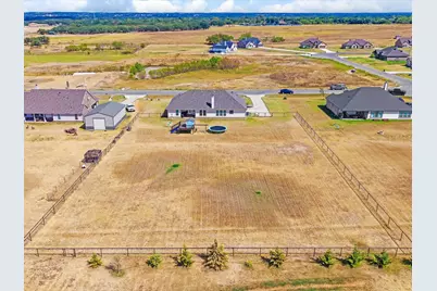 142 Lonicera Lane, Paradise, TX 76073 - Photo 37