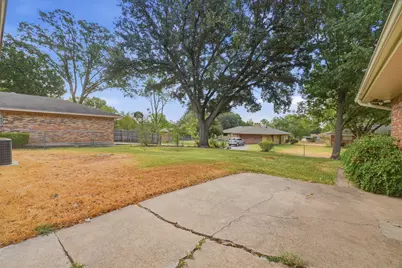 316 Ray Avenue, DeSoto, TX 75115 - Photo 37
