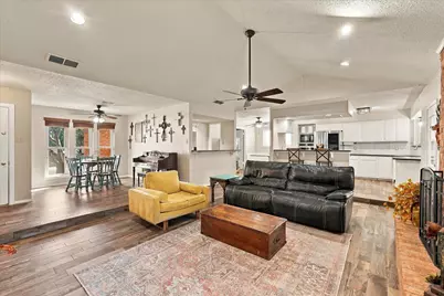 2840 Southridge Drive, Grapevine, TX 76051 - Photo 5