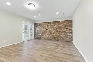 2865 Meadowbrook Dr, Plano, TX 75075 - Photo 5