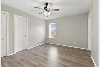 2865 Meadowbrook Drive, Plano, TX 75075 - Photo 11