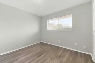 2865 Meadowbrook Dr, Plano, TX 75075 - Photo 9