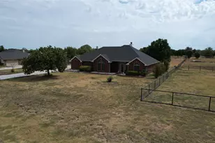 11990 Hill Country Cir, Ponder, TX 76259 - Photo 3