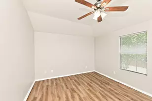 312 Ezekial Ave, Dallas, TX 75217 - Photo 9