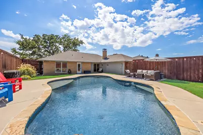 1931 Robin Meadow Drive, Carrollton, TX 75007 - Photo 27