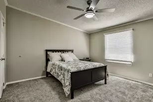 3809 Lands End Ct, Granbury, TX 76048 - Photo 5