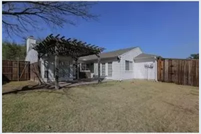 2110 Hearthstone Drive, Carrollton, TX 75010 - Photo 17