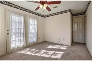 2110 Hearthstone Dr, Carrollton, TX 75010 - Photo 15