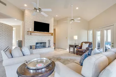 2112 Miller Court, Granbury, TX 76049 - Photo 15