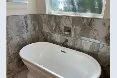 24006 Oak Shadow Drive, Whitney, TX 76692 - Photo 9