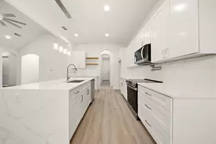 24006 Oak Shadow Dr, Whitney, TX 76692 - Photo 15