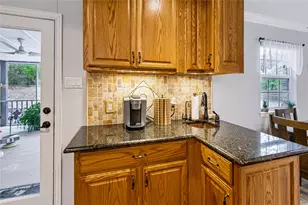 104 Trailwood Ct, Burleson, TX 76028 - Photo 13