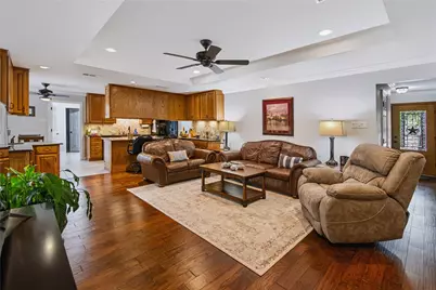 104 Trailwood Court, Burleson, TX 76028 - Photo 5