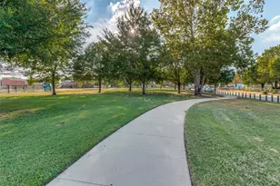 1003 Morris St, Dallas, TX 75212 - Photo 3