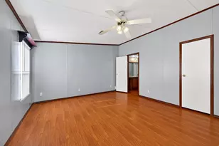 315 Glenwood St, Gainesville, TX 76240 - Photo 29
