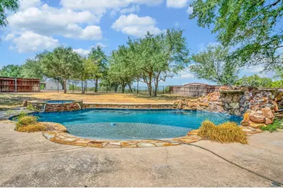 1865 Austin Hines Drive, China Spring, TX 76633 - Photo 31