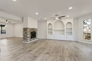 2107 Meadowview Dr, Corinth, TX 76210 - Photo 3