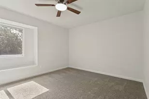 2107 Meadowview Dr, Corinth, TX 76210 - Photo 13