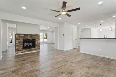 2107 Meadowview Drive, Corinth, TX 76210 - Photo 5