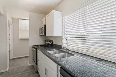 1210 Brook Hill Lane, Arlington, TX 76014 - Photo 13