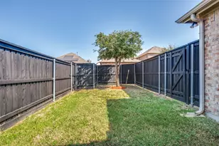 2445 Dolostone Dr, Little Elm, TX 76227 - Photo 23
