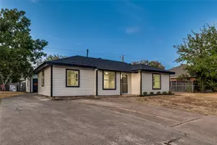 514 Chickapoo Trce, Grand Prairie, TX 75051 - Photo 1