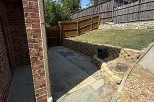 320 Woodgrove Dr, Little Elm, TX 75068 - Photo 11