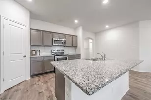 716 Alton Dr, Aubrey, TX 76227 - Photo 13