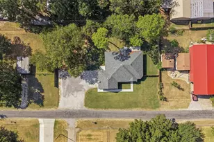 173 Graves Cir, Pottsboro, TX 75076 - Photo 39