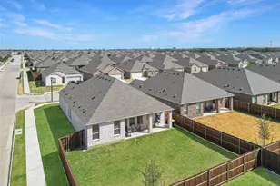 1300 Rockwell Dr, Little Elm, TX 75068 - Photo 27