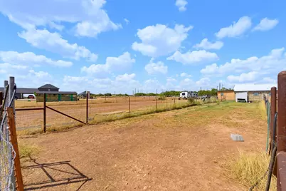 8369 Spinks Road, Abilene, TX 79603 - Photo 31