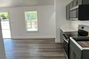 2102 E Overton Rd, Dallas, TX 75216 - Photo 3