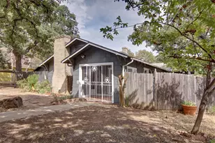 2625 Canton Dr, Fort Worth, TX 76112 - Photo 25