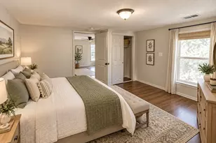 1203 N College St, McKinney, TX 75069 - Photo 9