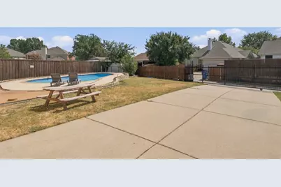 1424 Sunswept Terrace, Lewisville, TX 75077 - Photo 25