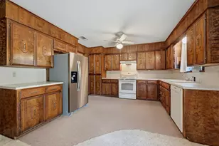 2403 Caprice Ave, Denison, TX 75020 - Photo 15