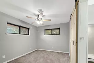4331 Kolloch Dr, Dallas, TX 75216 - Photo 15