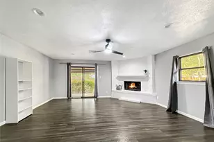 4331 Kolloch Dr, Dallas, TX 75216 - Photo 3