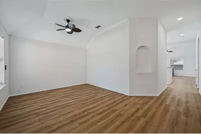 9109 Azinger Drive, Plano, TX 75025 - Photo 5