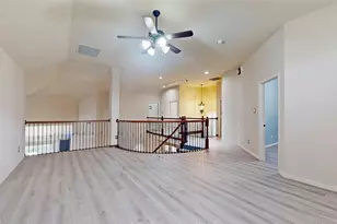 4903 Barn Owl Tr, Grand Prairie, TX 75052 - Photo 23