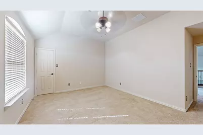 4903 Barn Owl Trail, Grand Prairie, TX 75052 - Photo 31