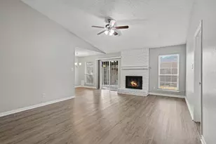 7500 Little Rock Ln, Fort Worth, TX 76120 - Photo 3