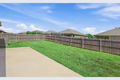 2614 Lavender Lane, Glenn Heights, TX 75154 - Photo 17
