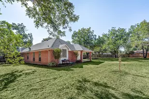 8816 The Briers Ct, Granbury, TX 76049 - Photo 21