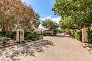 1740 Glenlivet Dr, Dallas, TX 75218 - Photo 27