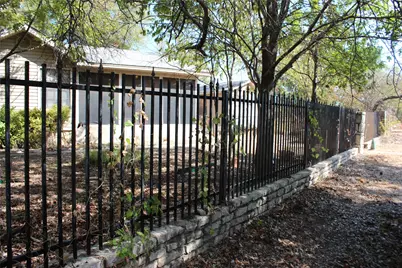 2804 Maplewood Street, Granbury, TX 76048 - Photo 29