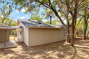 2804 Maplewood St, Granbury, TX 76048 - Photo 33
